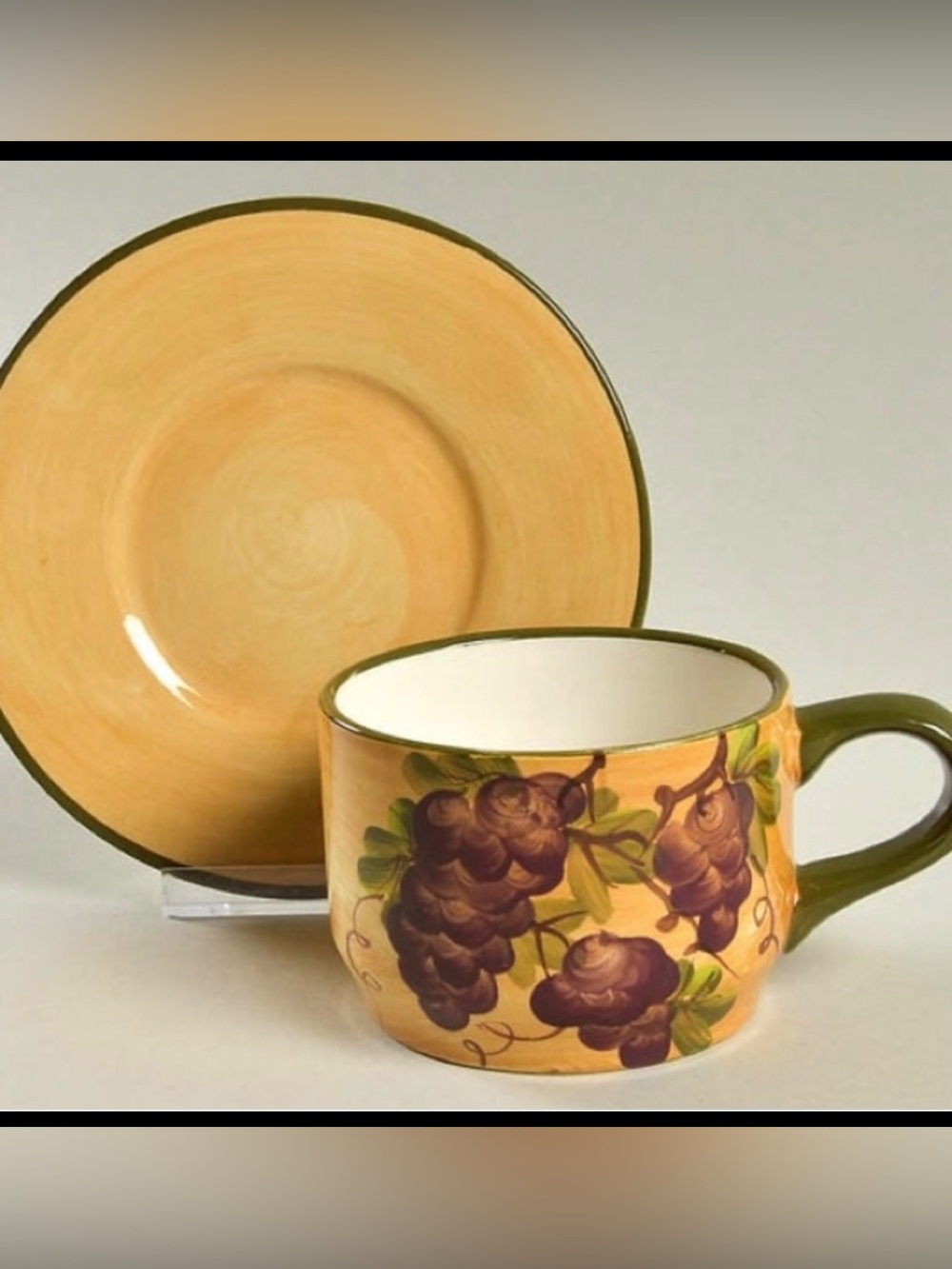 💫 Discontinued Flat Saucer and Cup Grape Pattern VINTAGE Set by CASA VERO